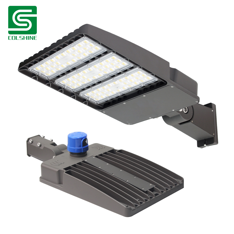 LED Shoebox Light with Photocell